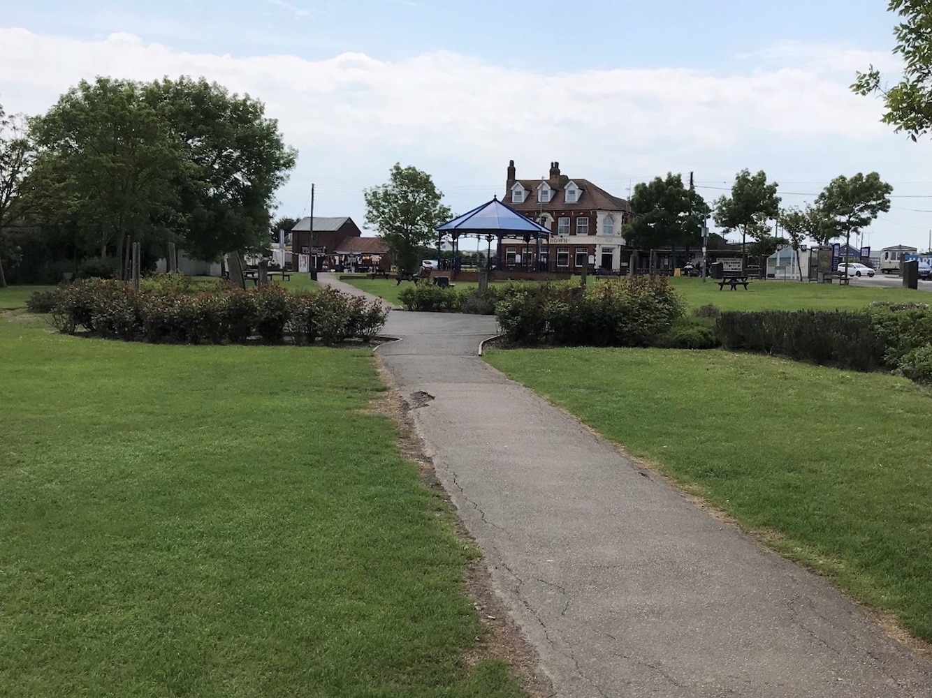 Spinney Central Path